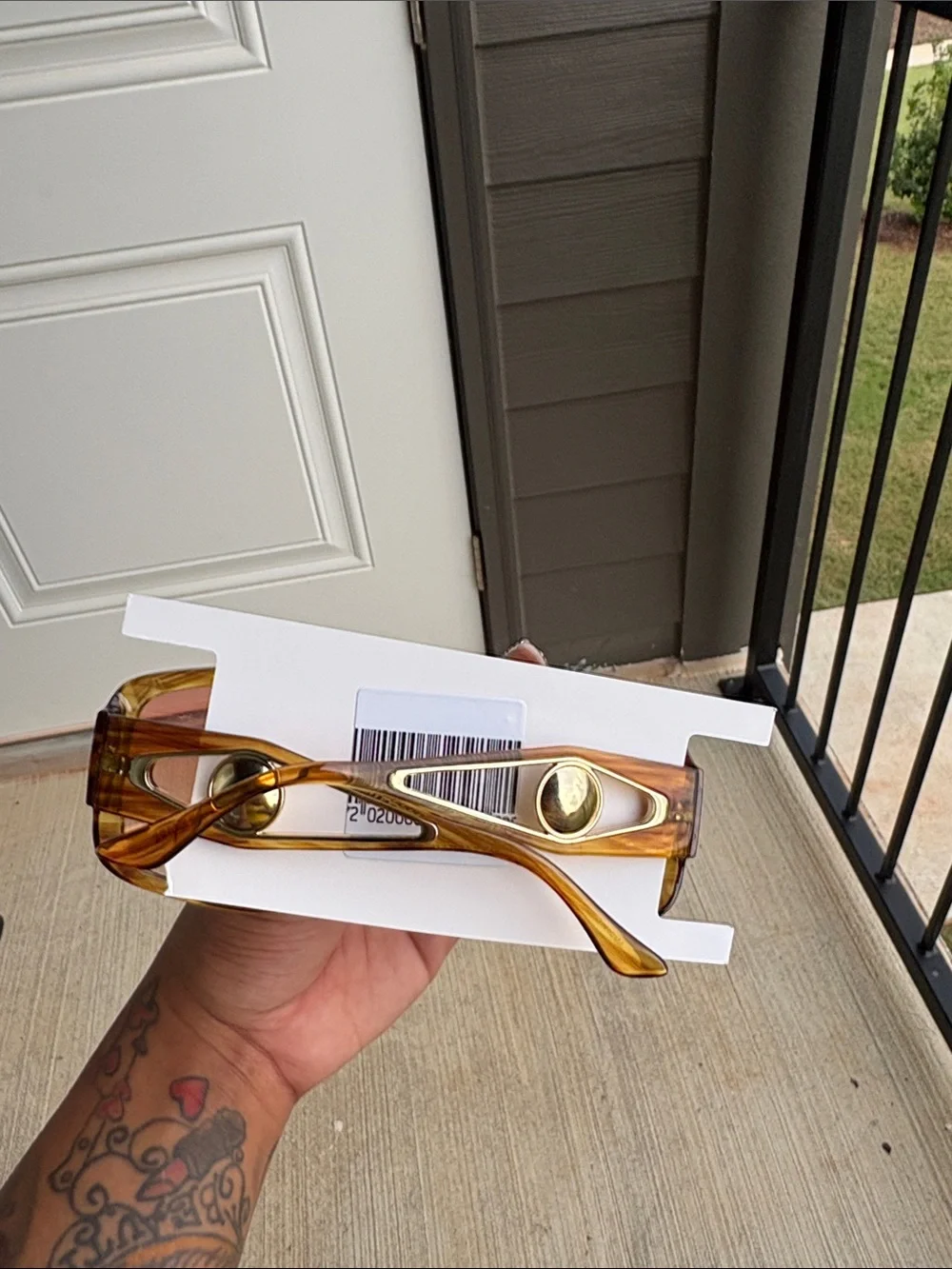 Women's Pink Gradient Sunglasses with Tortoiseshell Frame